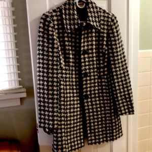 Woman’s Ann Taylor Coat